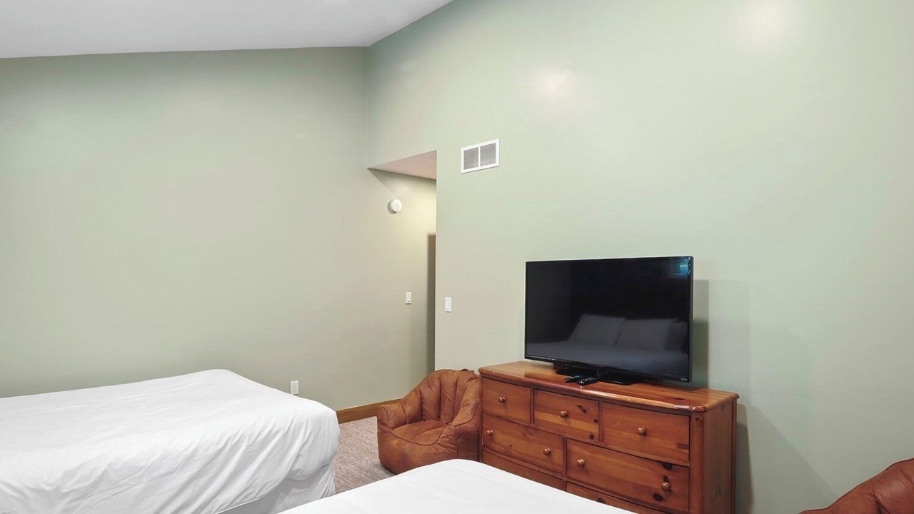 Photo of Bedroom in Boyne Falls