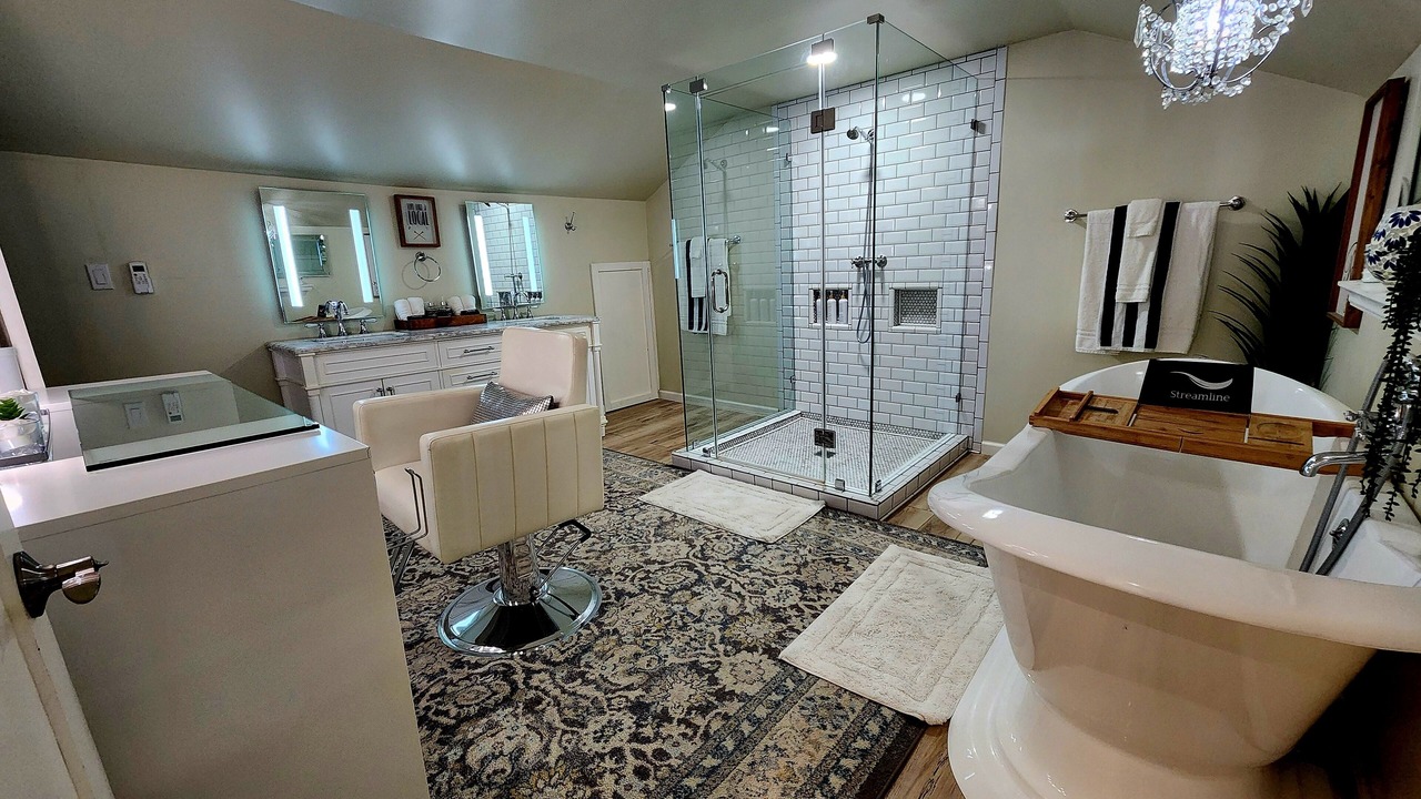 Photo of Bathroom in McQueeney