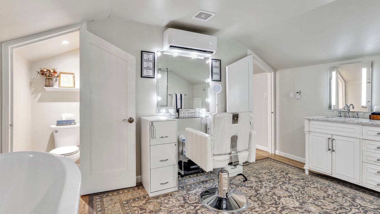 Photo of Bathroom in McQueeney