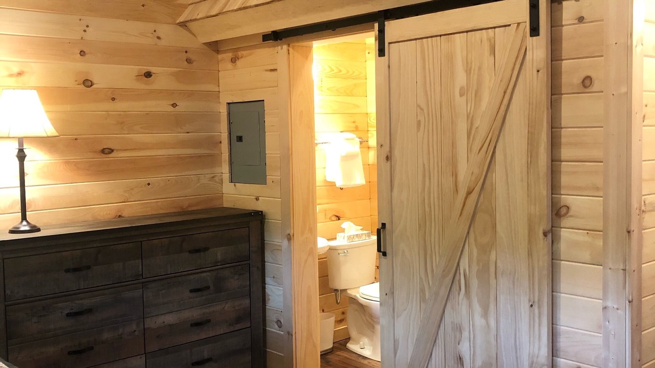 Photo of Bedroom in Lake George