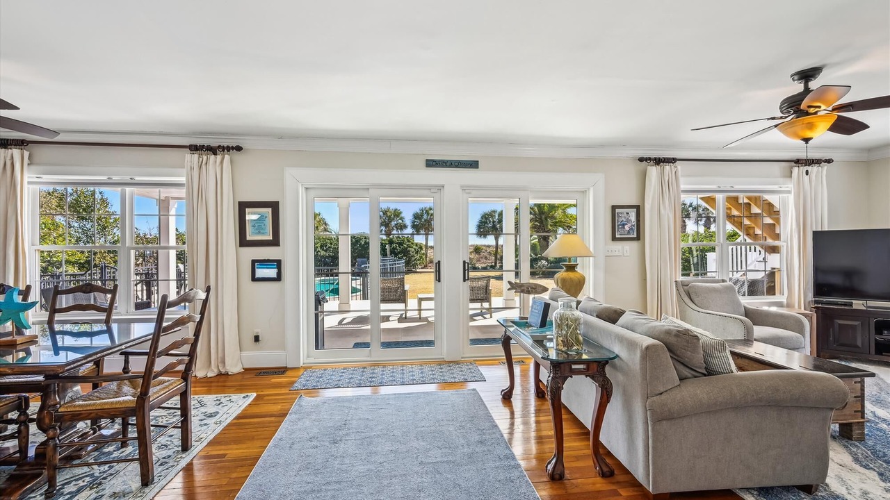 Photo of Livingroom in Golden Mile