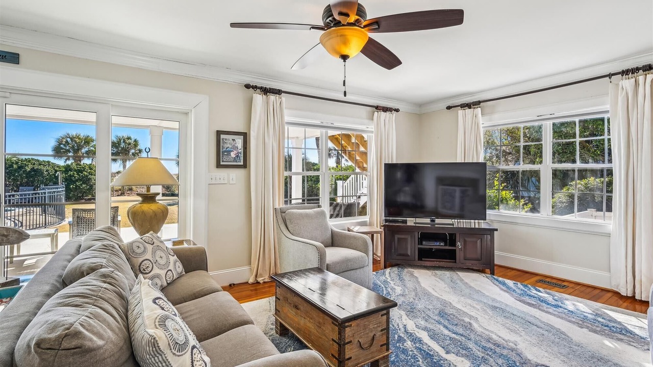 Photo of Livingroom in Golden Mile