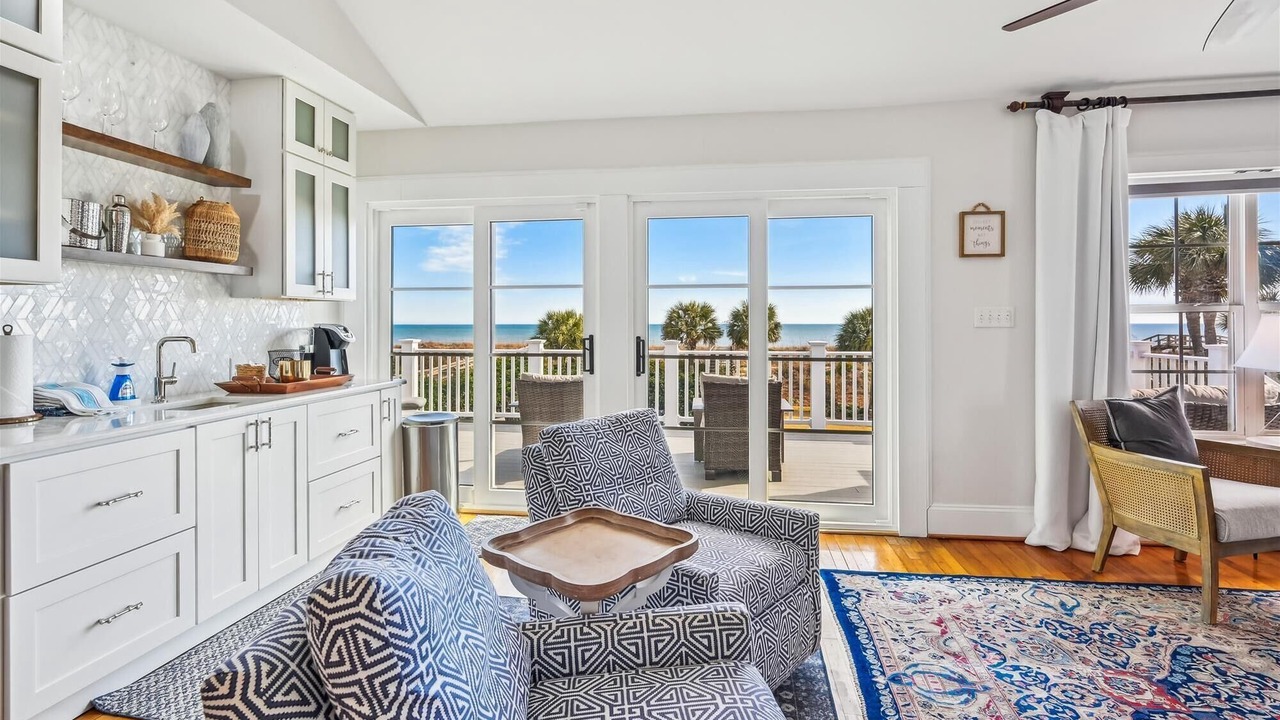 Photo of Livingroom in Golden Mile