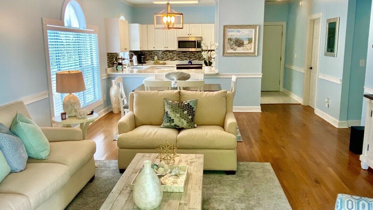 Photo of Livingroom in Central Myrtle Beach