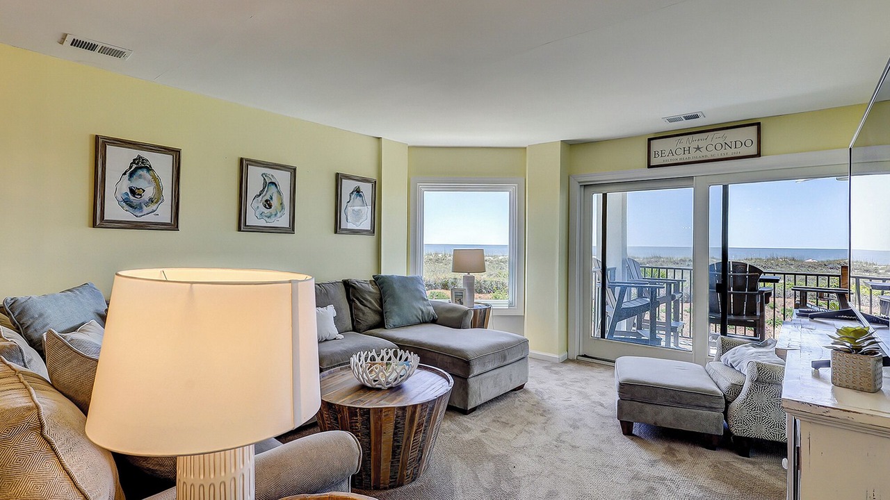 Photo of Livingroom in Folly Field