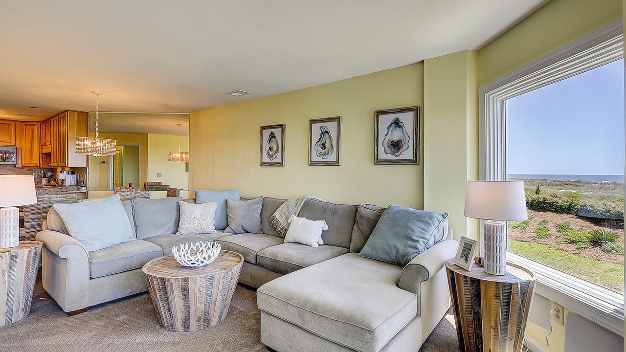 Photo of Livingroom in Folly Field