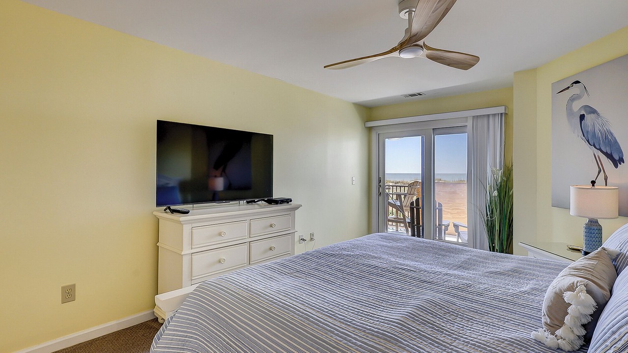 Photo of Bedroom in Folly Field