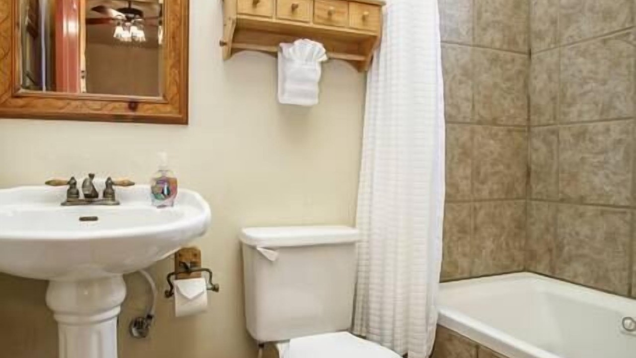 Photo of Bathroom in Chama