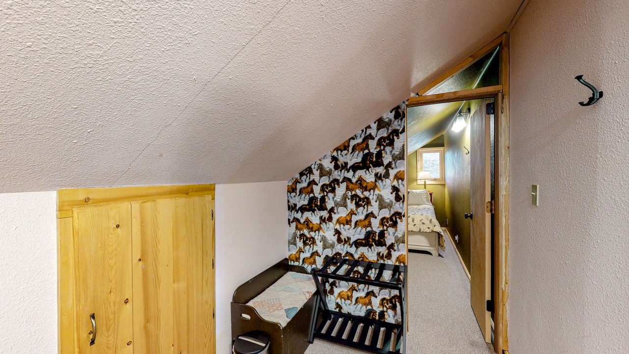 Photo of Bedroom in South Fork