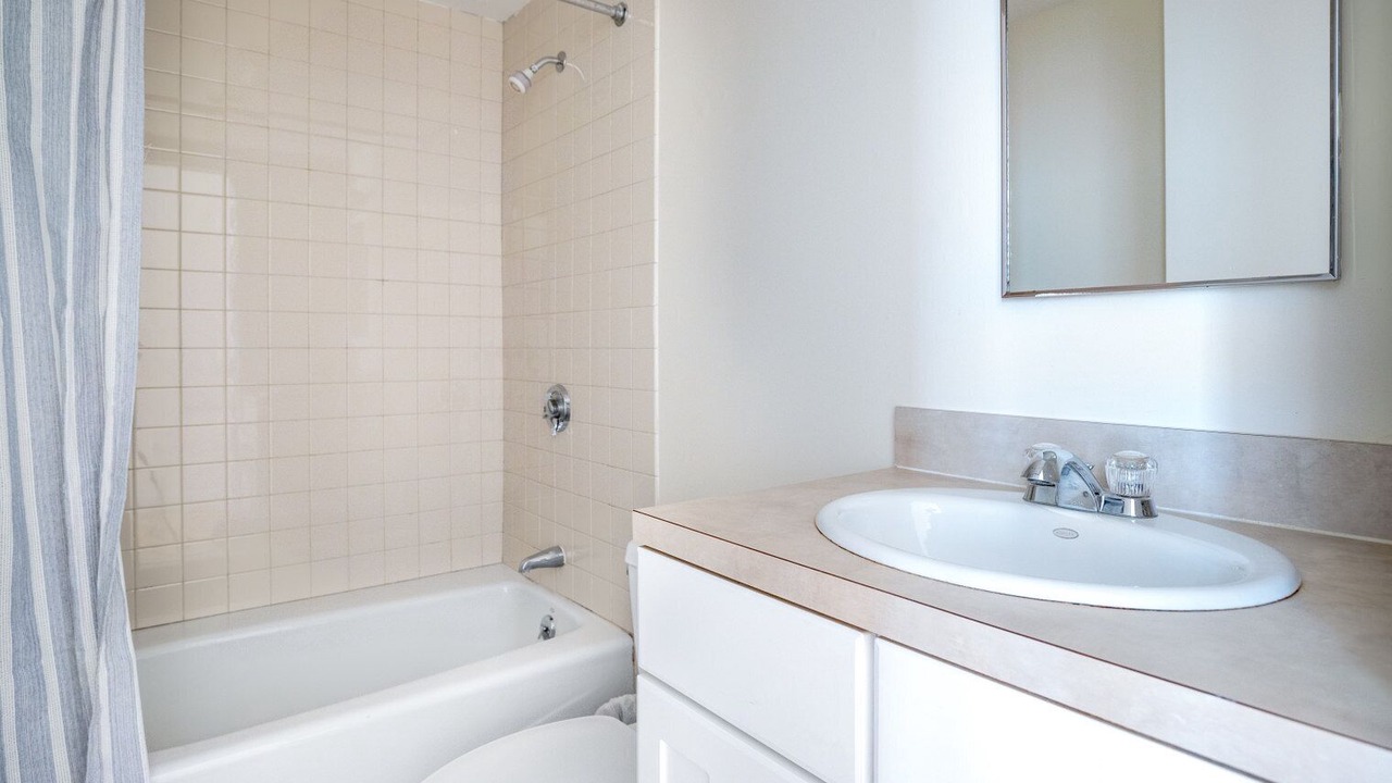 Photo of Bathroom in Theatre District