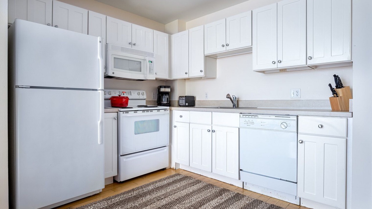 Photo of Kitchen in Theatre District