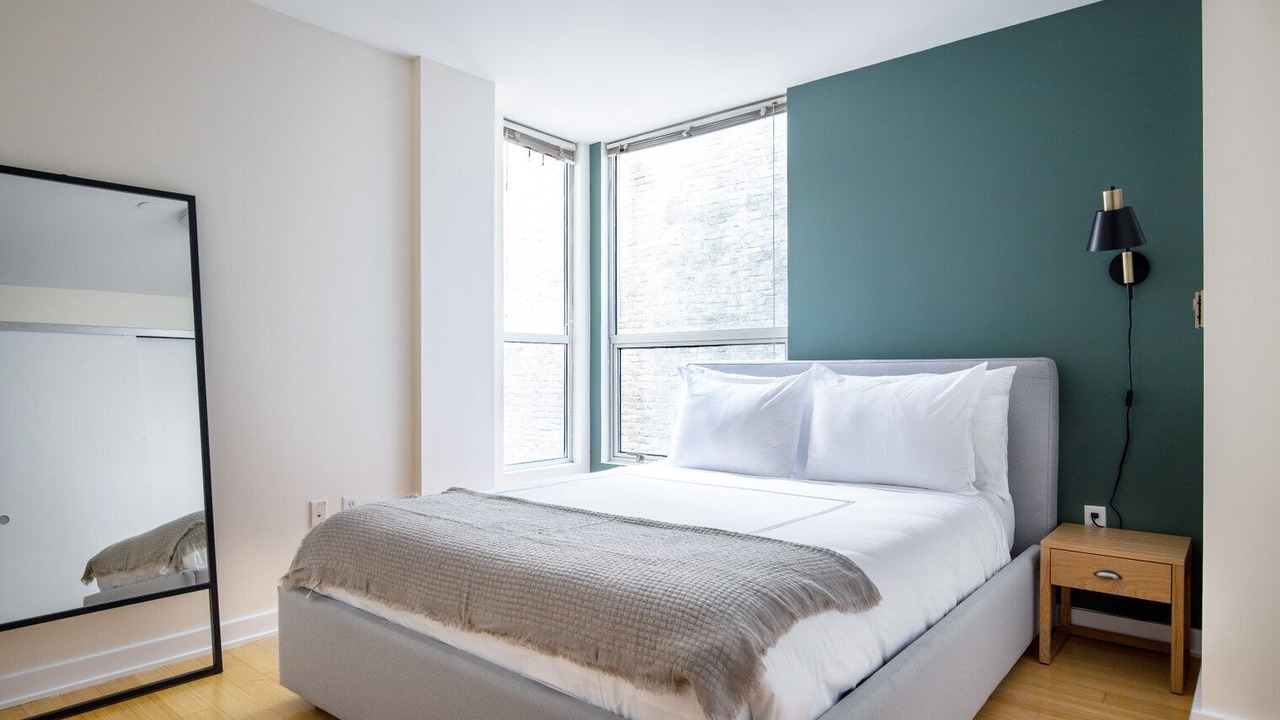 Photo of Bedroom in Theatre District