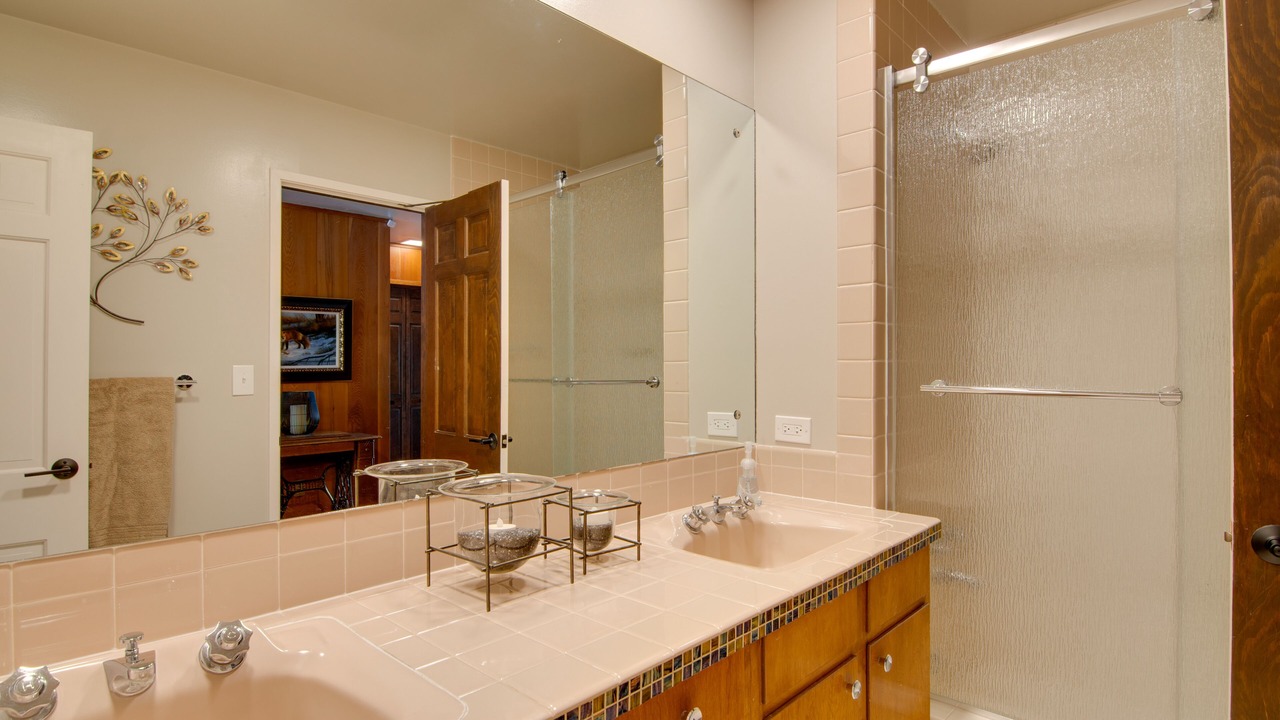 Photo of Bathroom in Boulder
