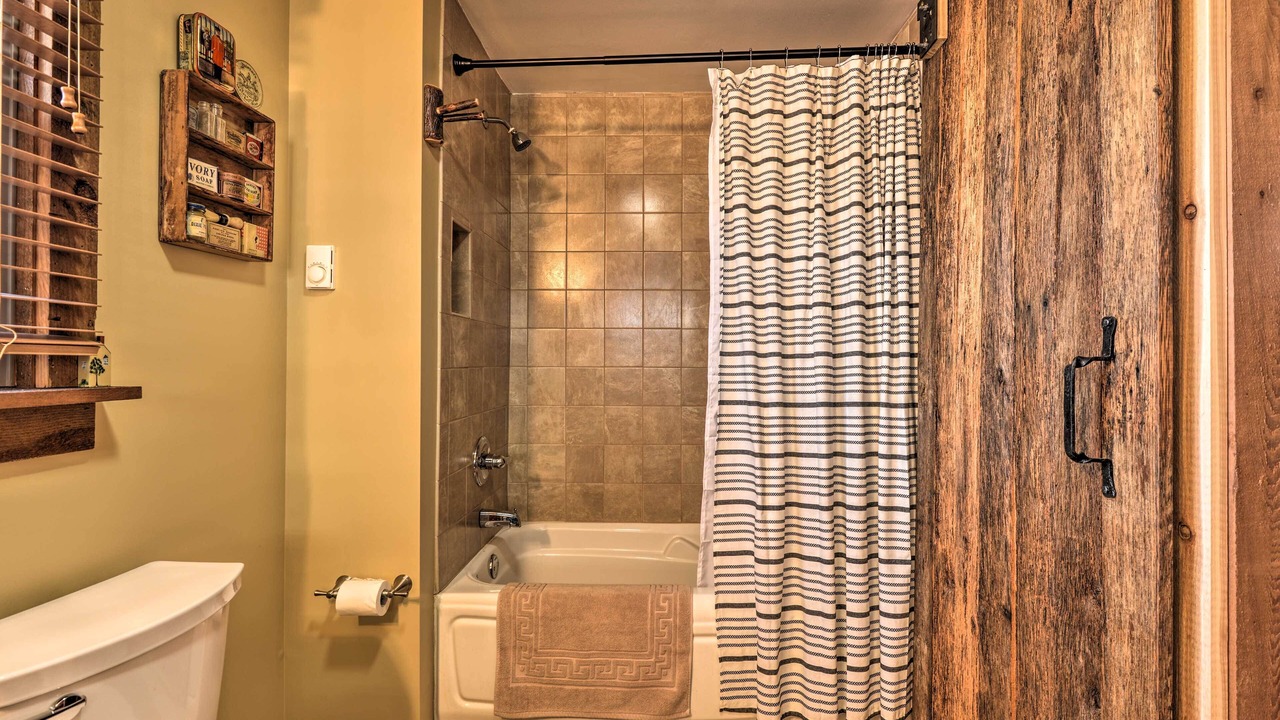 Photo of Bathroom in Berkeley Springs