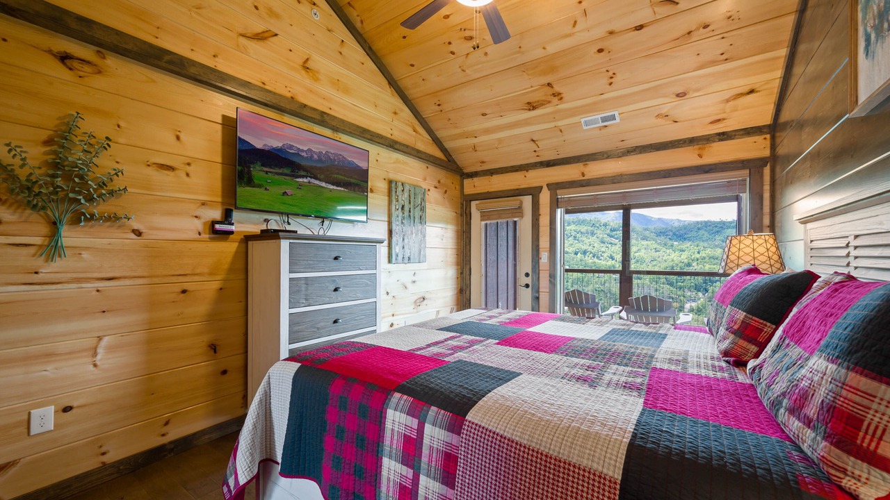 Photo of Bedroom in Gatlinburg