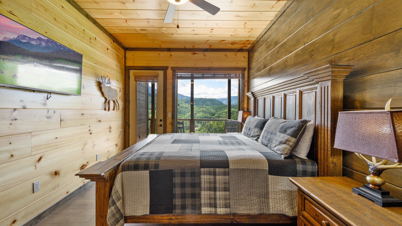Photo of Bedroom in Gatlinburg