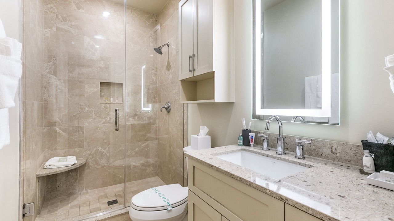 Photo of Bathroom in Arts/Warehouse District