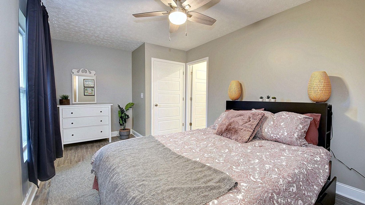 Photo of Bedroom in Scott Depot