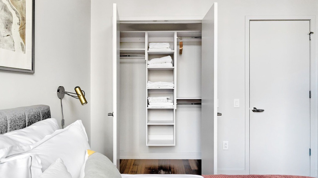 Photo of Bedroom in Near North Side