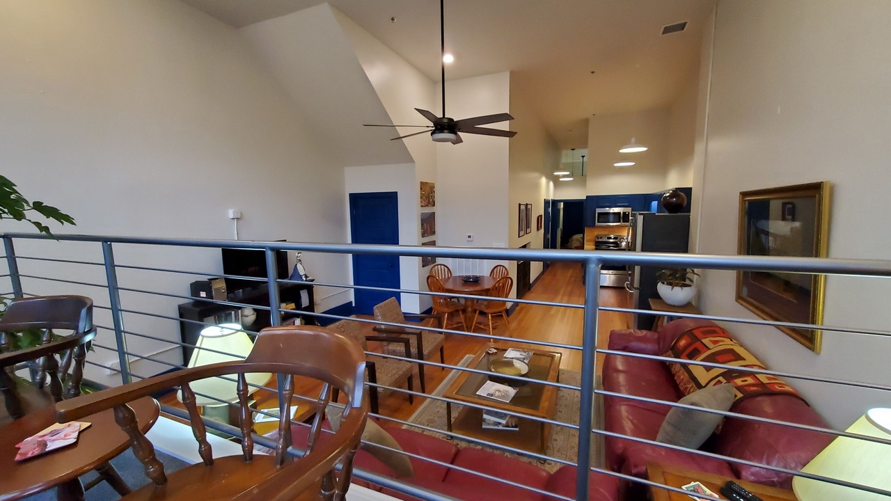 Photo of Livingroom in Central City