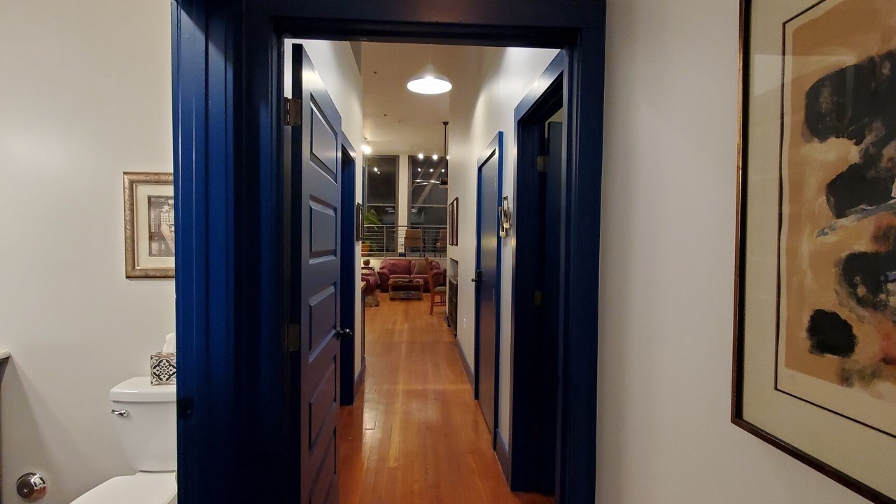Photo of Bedroom in Central City