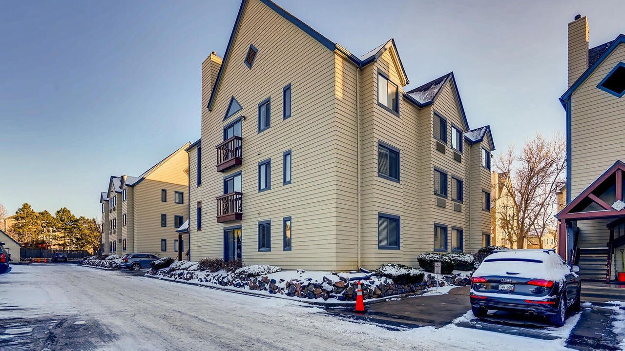Photo of Outdoor in Englewood