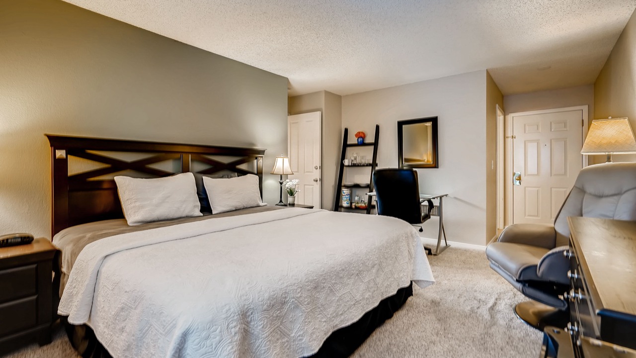 Photo of Bedroom in Englewood
