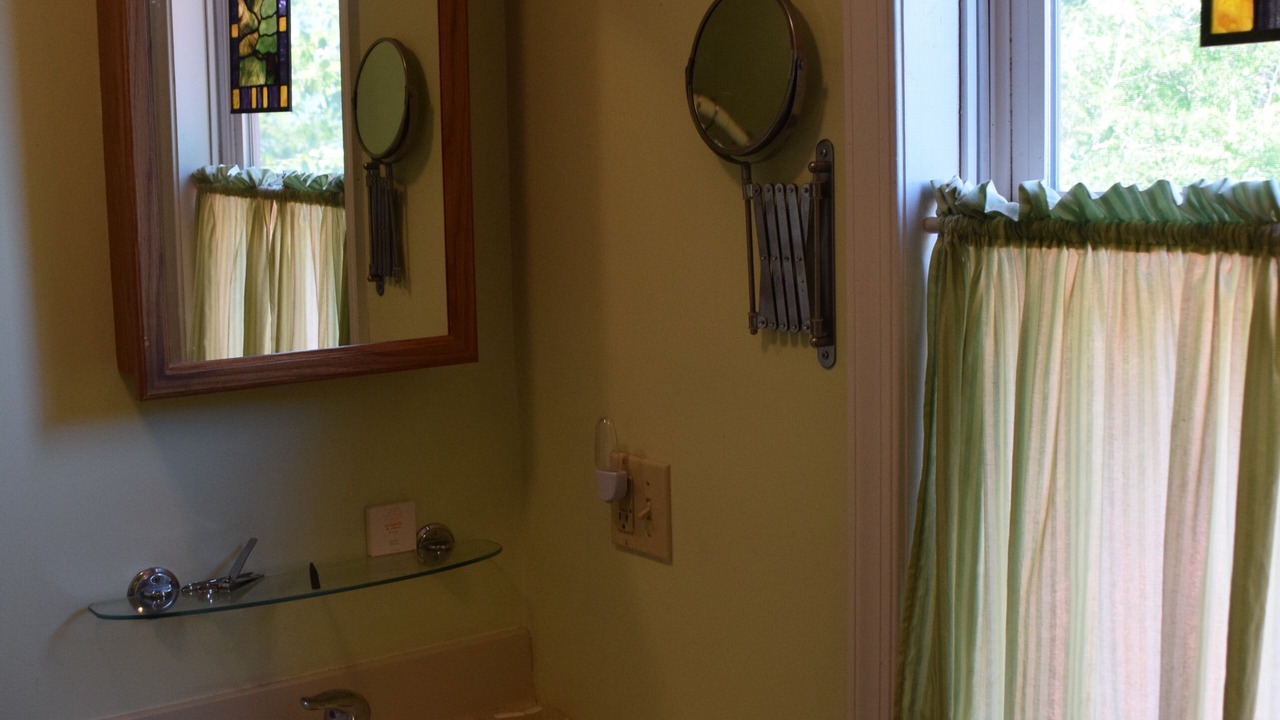Photo of Bathroom in Great Cacapon