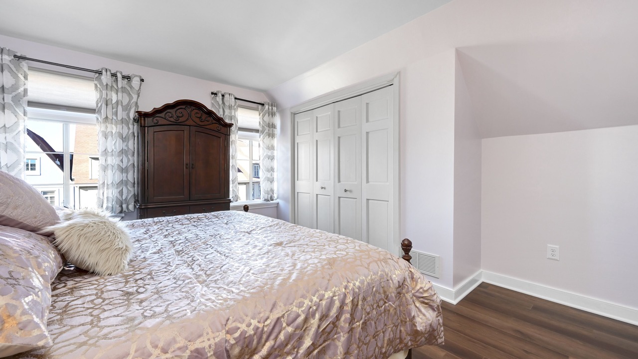 Photo of Bedroom in Adamstown