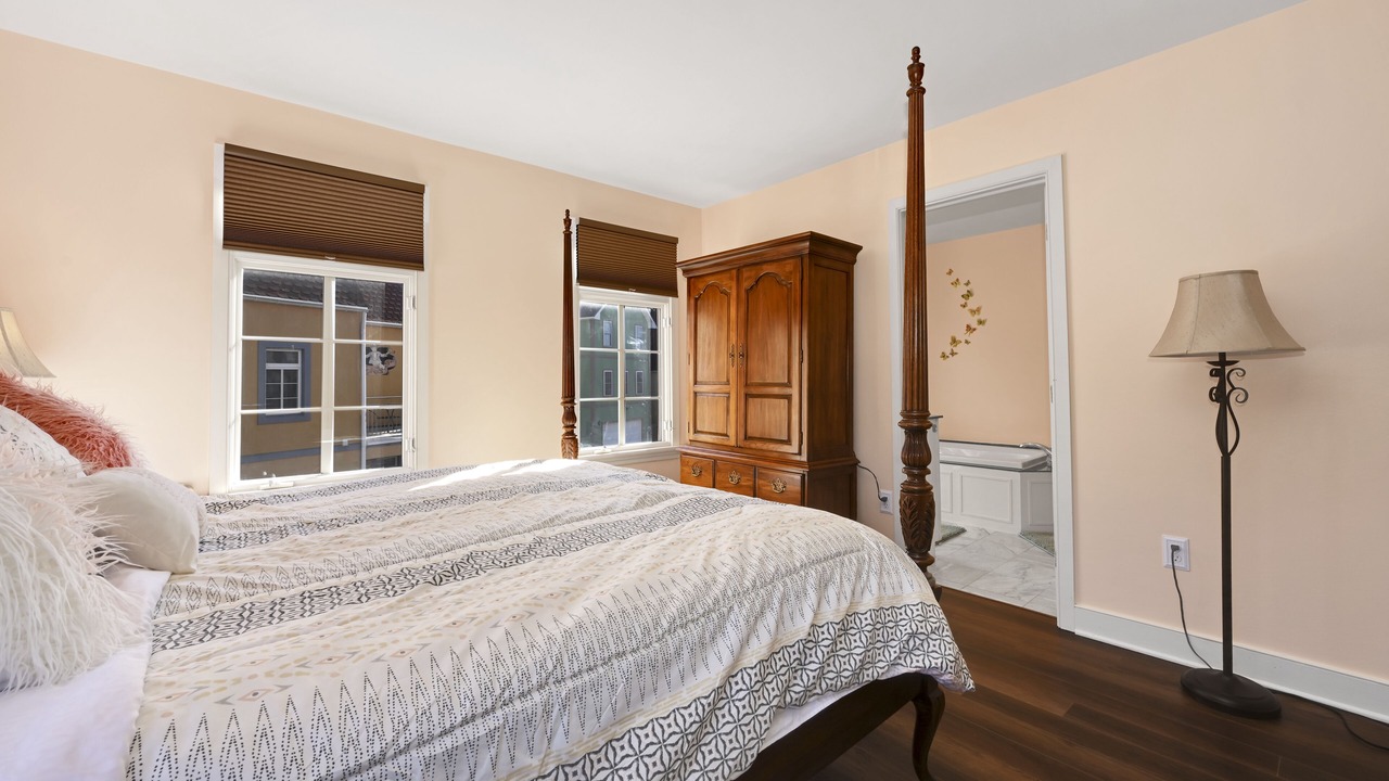 Photo of Bedroom in Adamstown