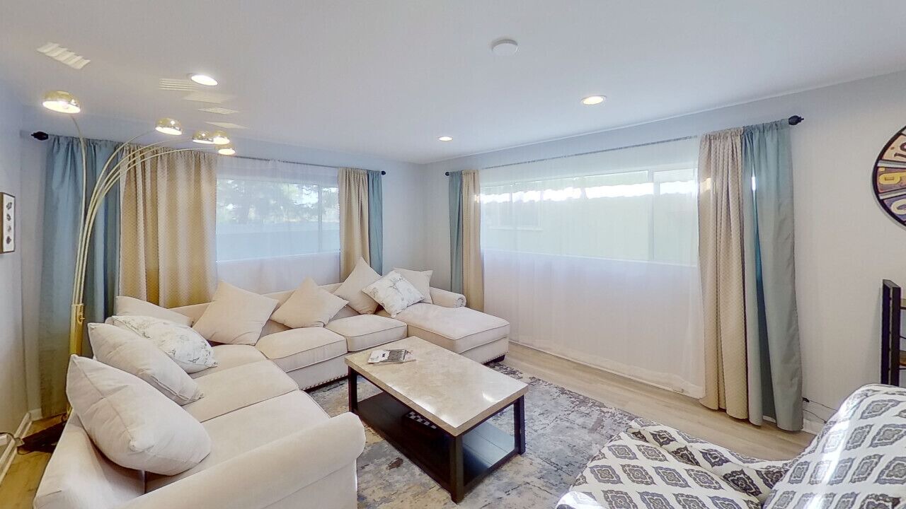 Photo of Bedroom in NoHo Arts District