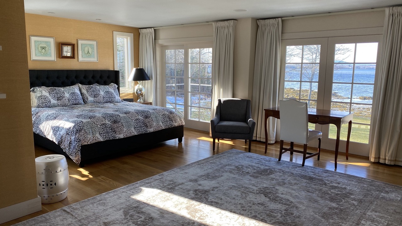 Photo of Bedroom in Trenton