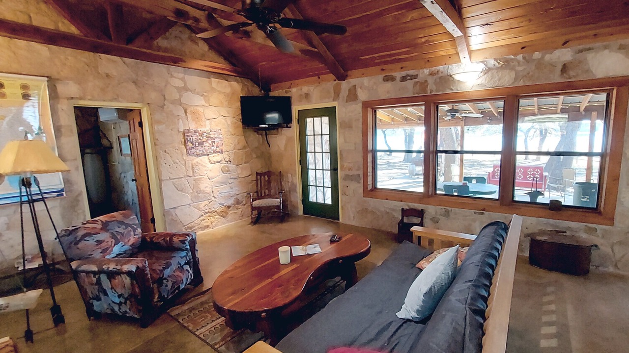 Photo of Livingroom in Lago Vista