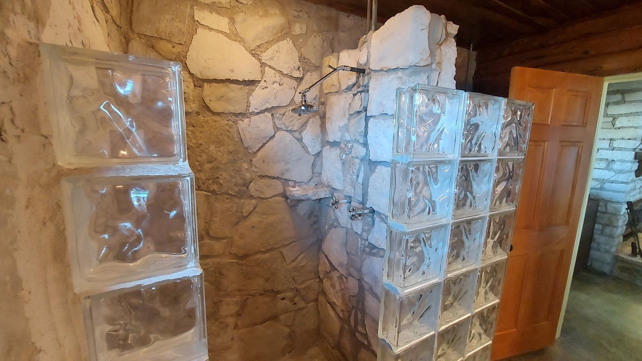 Photo of Bathroom in Lago Vista