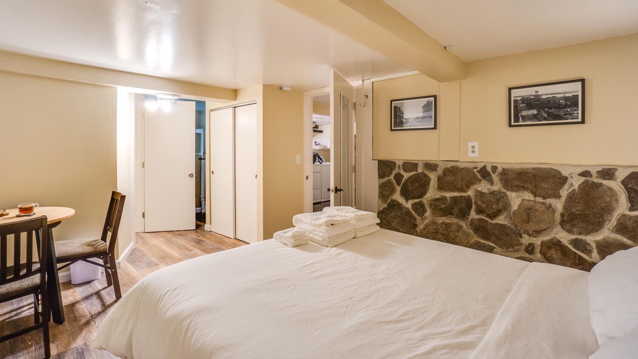 Photo of Bedroom in Hough