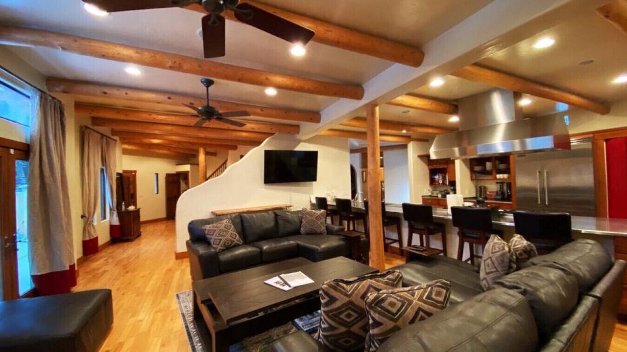 Photo of Livingroom in West Colorado Springs