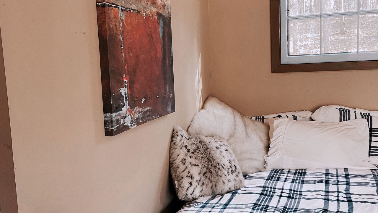Photo of Bedroom in Long Lane