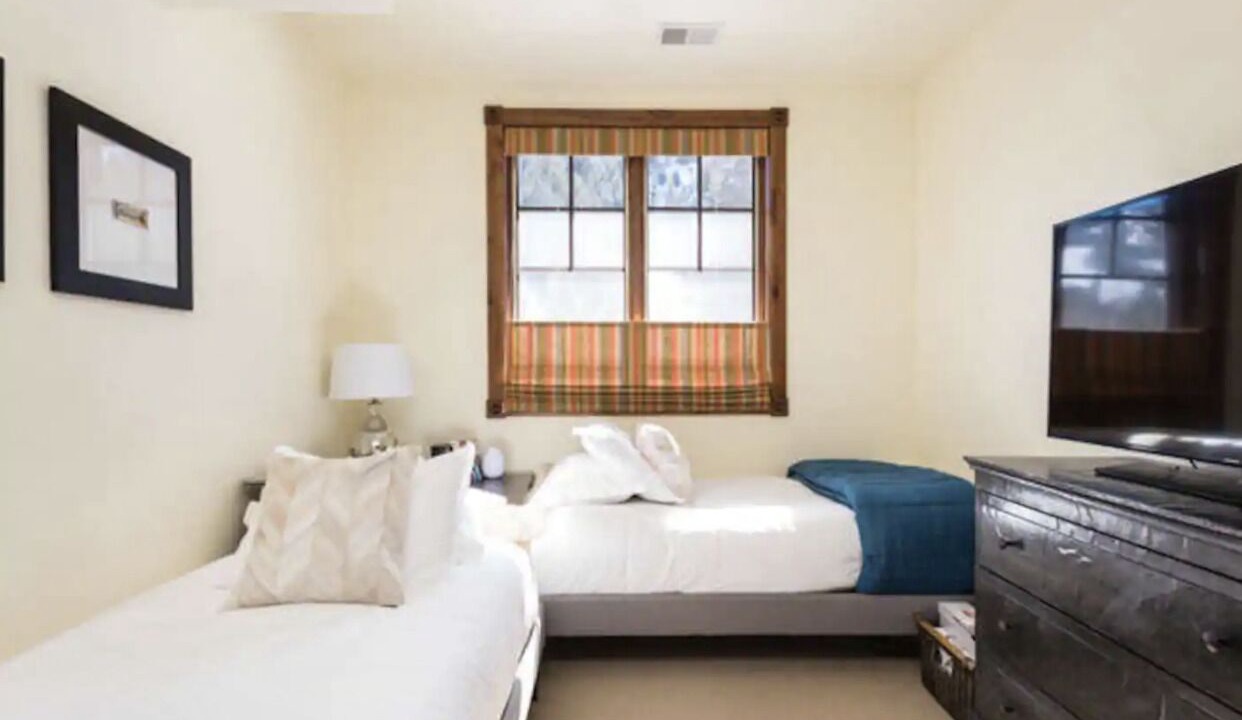 Photo of Bedroom in West End