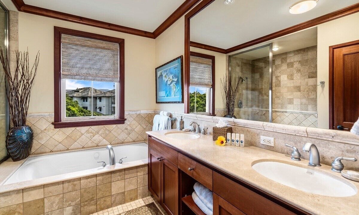 Photo of Bathroom in Waikoloa