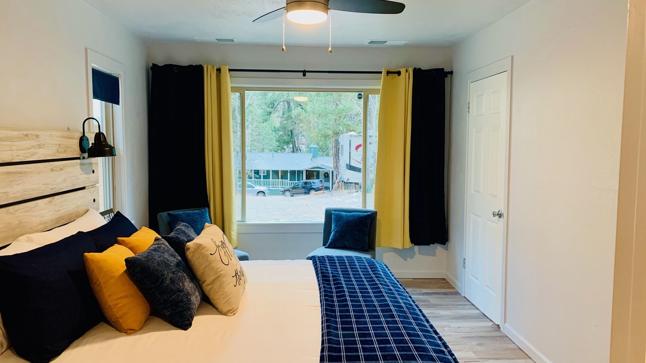 Photo of Bedroom in Cloudcroft