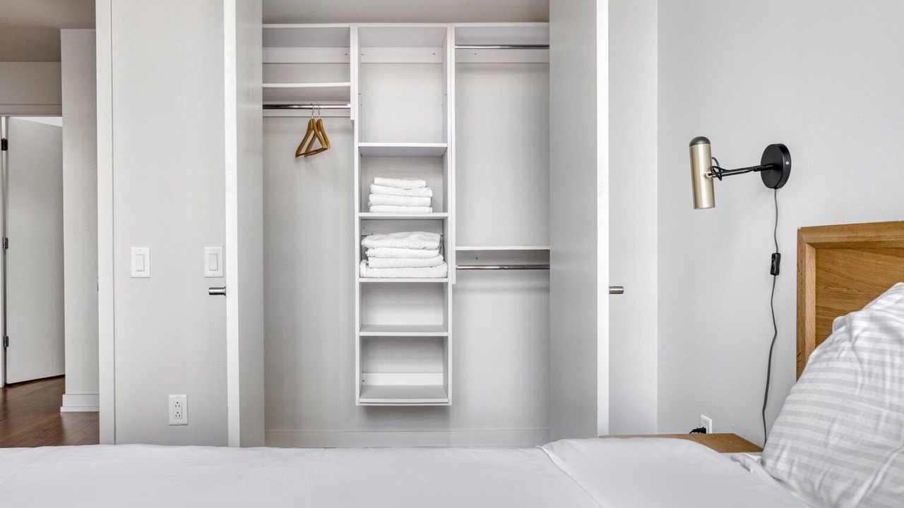 Photo of Bedroom in Near North Side