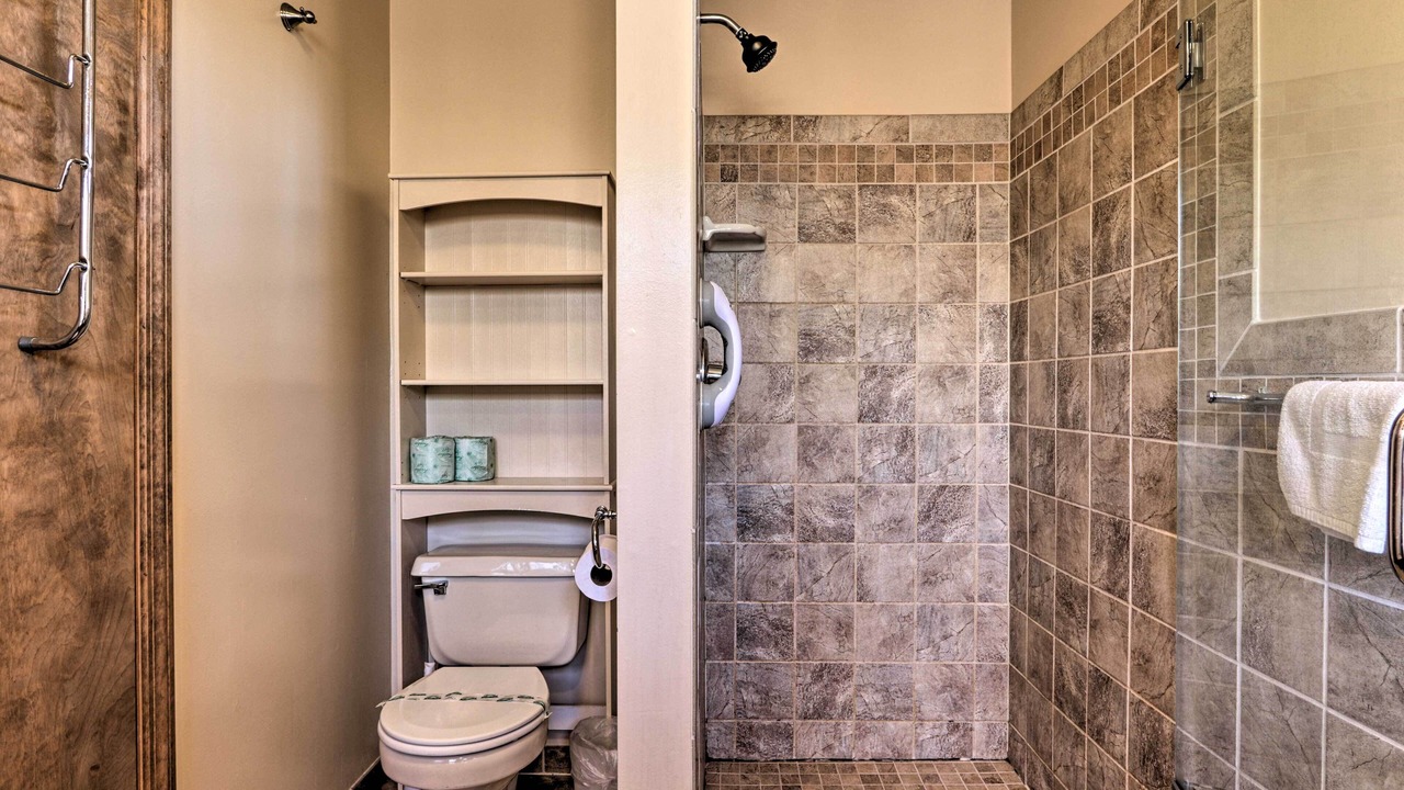 Photo of Bathroom in Wears Valley
