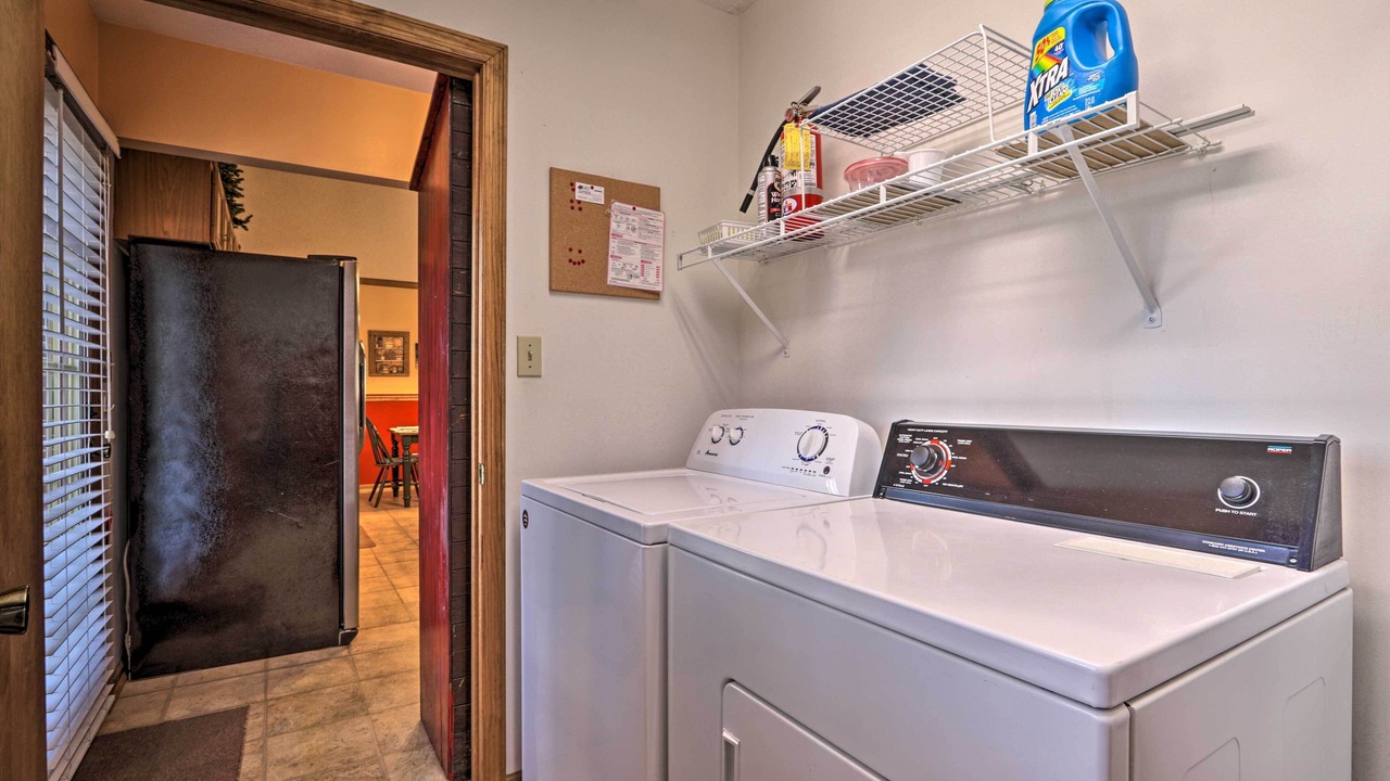 Photo of Bedroom in Wears Valley