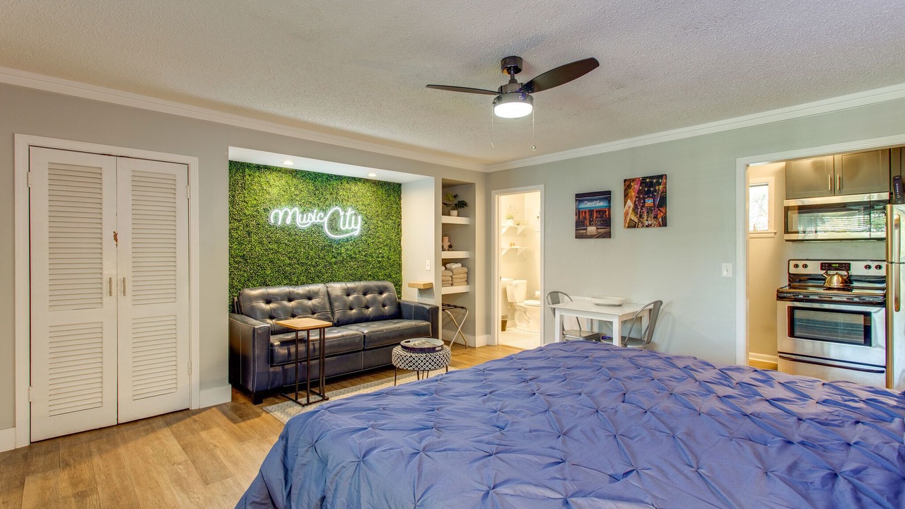Photo of Bedroom in Melrose