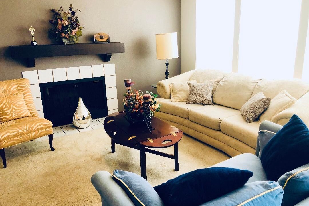 Photo of Livingroom in Braeswood Place
