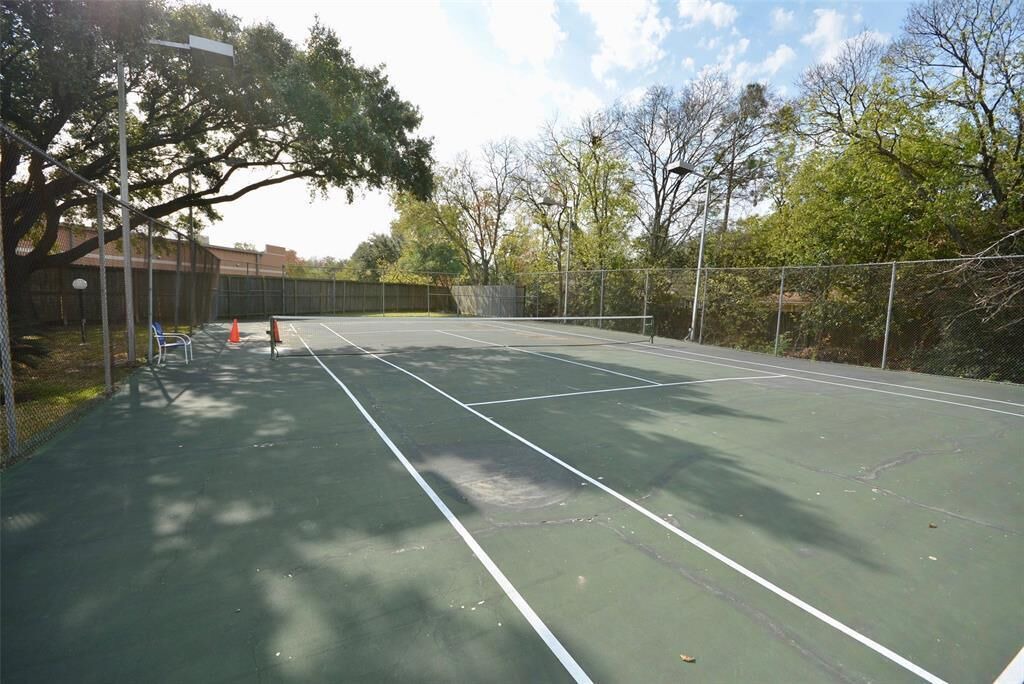 Photo of Others in Braeswood Place