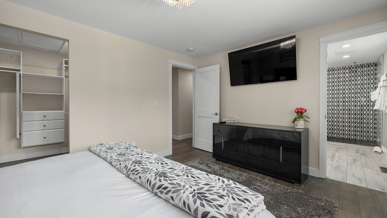 Photo of Bedroom in Edmonds