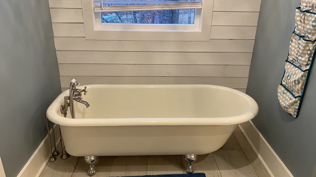 Photo of Bedroom in Seneca
