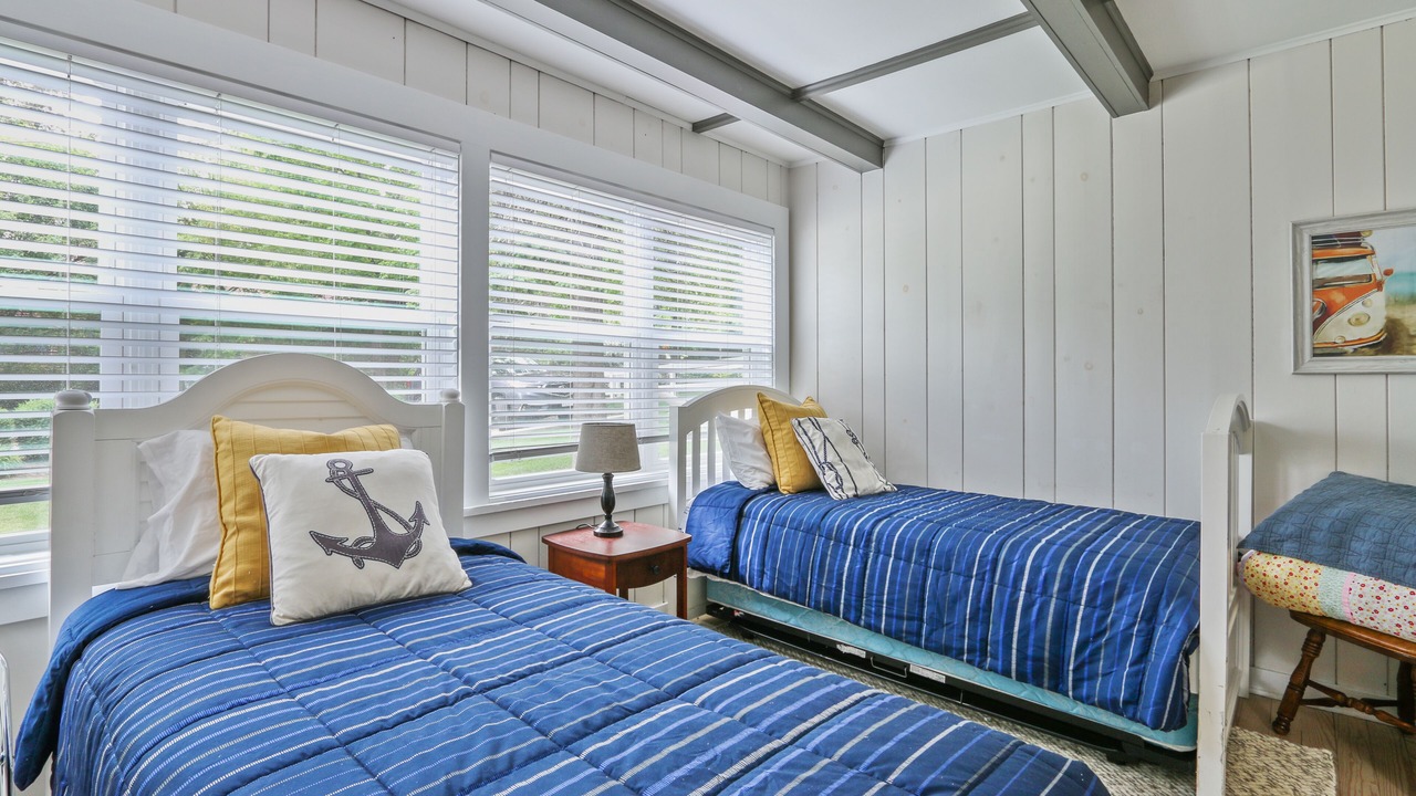 Photo of Bedroom in Indian Hills