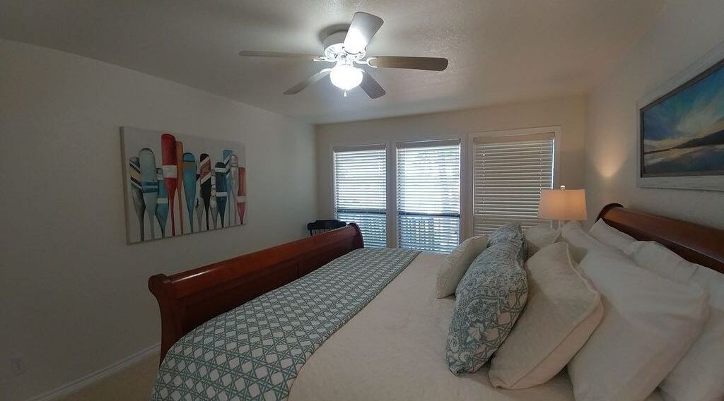 Photo of Bedroom in Crockett